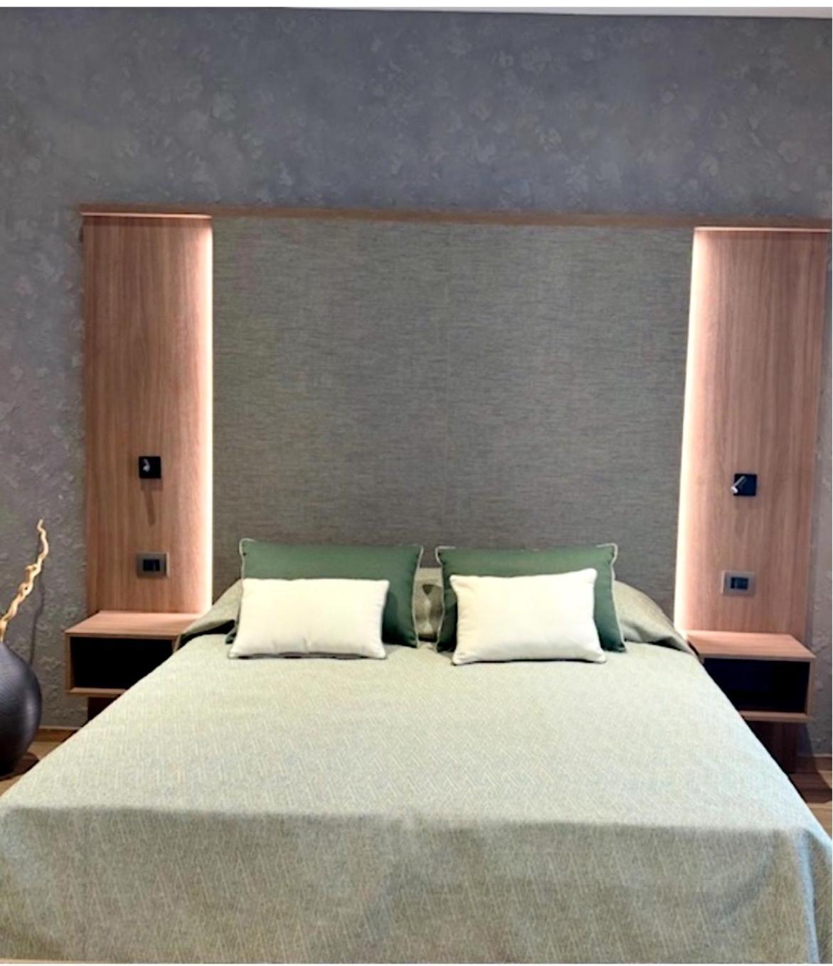Hotel Acquamarina Viserba リミニ エクステリア 写真
